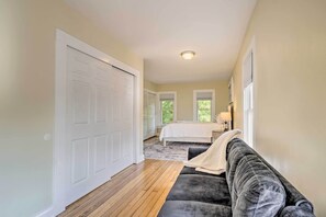 2 habitaciones, tabla de planchar con plancha y acceso a internet 