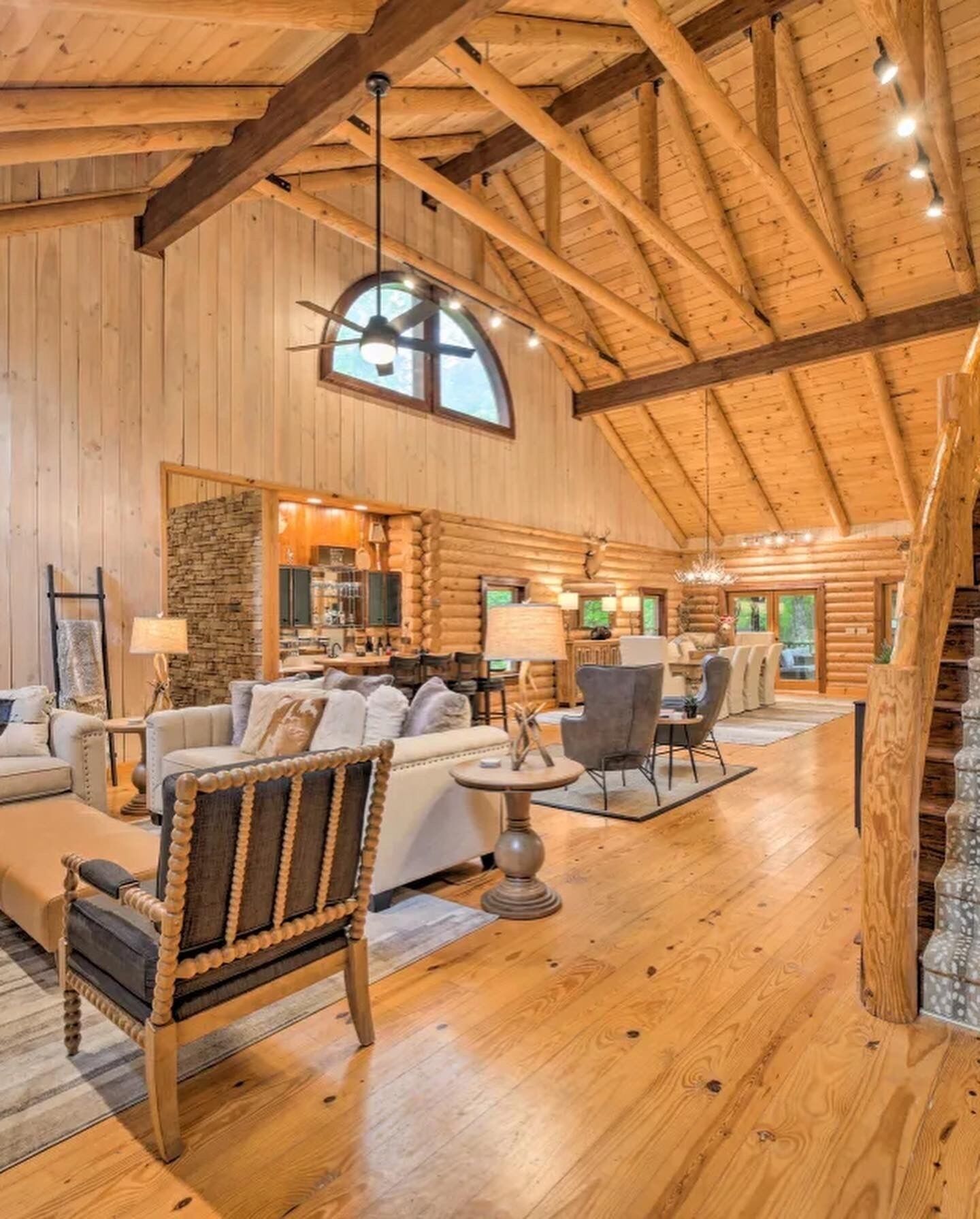 Smart TV, fireplace, video games, books