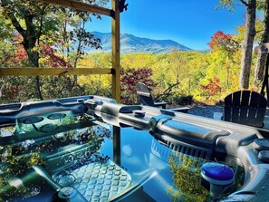 Bañera de hidromasaje al aire libre