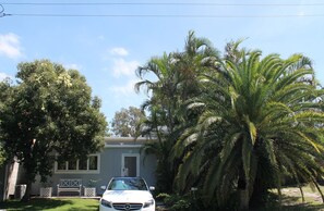 Front of property - Little Ray on Sunshine (Woorim)