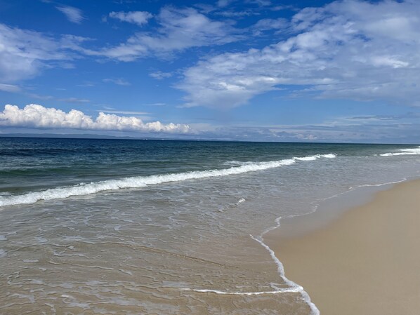 Beach - Little Ray on Sunshine (Woorim)