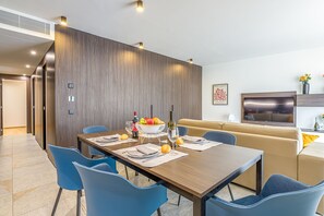 Dining - ICON H Lugano 603 Suite Executive, Lugano, Switzerland (Lugano)