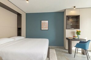Laptop workspace, iron/ironing board, free WiFi, bed sheets - ICON H Lugano 404 Suite Micro Living, Lugano, Switzerland (Lugano)