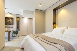 熨斗/熨衣板、免费 WiFi、床单