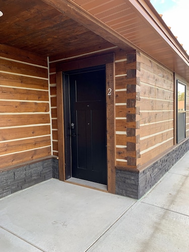 {Big Timbers} Lodging next to North Entrance of Itasca State Park