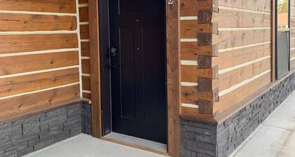 {Big Timbers} Lodging next to North Entrance of Itasca State Park