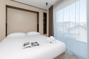 Iron/ironing board, free WiFi, bed sheets - ICON H Lugano 207 Suite Micro-Living, Lugano, Switzerland (Lugano)