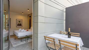 Fer et planche Ă repasser, Wi-Fi gratuit, draps fournis