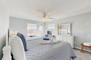 3 chambres, fer et planche à repasser, accès Internet, draps fournis