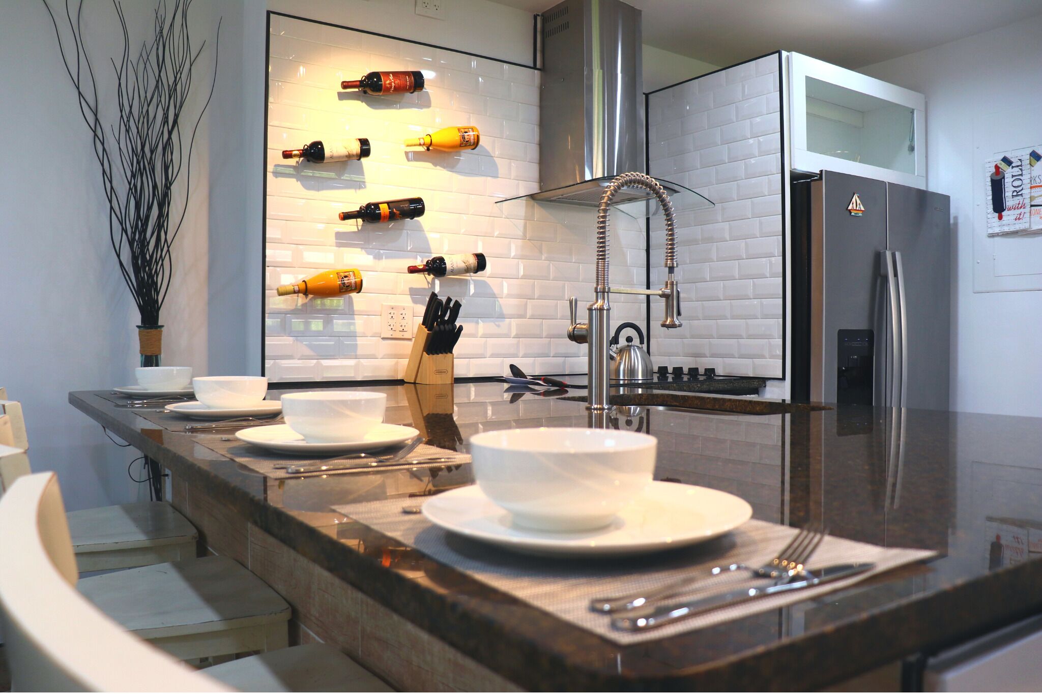 Fridge, microwave, oven, coffee/tea maker