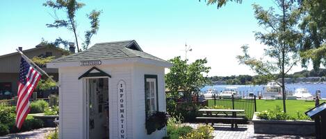 المنشأة من الخارج