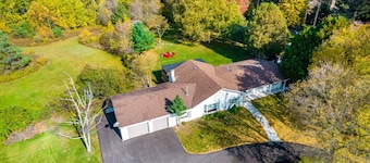 5 Bedroom Countryside-Cottage King ON - 35% Winter & Long Stay Discount.