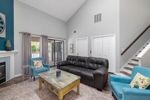 智能電視、壁爐