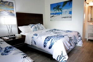 1 bedroom, in-room safe, desk, iron/ironing board