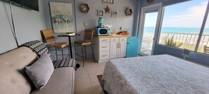 1 chambre, fer et planche à repasser, Wi-Fi gratuit, draps fournis