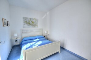 2 chambres, accès au Wi-Fi (inclus), literie fournie