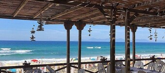 Casa Terry B: A graceful apartment located right on the beach, with Free WI-FI.