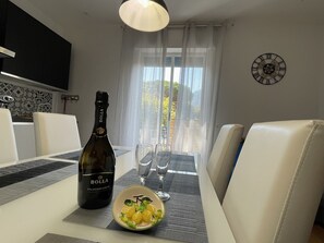 Dining - Meta di Sorrento Apartment Le Sirene (Meta)