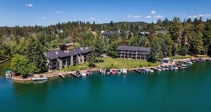Condo w/gorgeous views & walk-out patio - Updated Waterfront Marina Cay Studio
