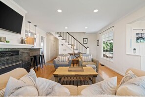 Smart-tv en een open haard