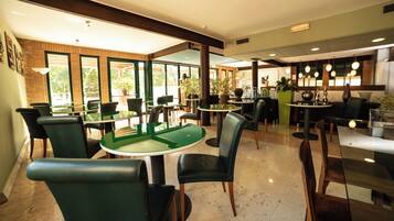 Petit déjeuner continental compris tous les jours