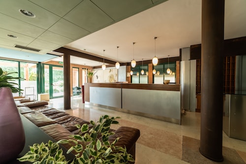 HOTEL QUERINI - Essential Business Hotel, Sandrigo