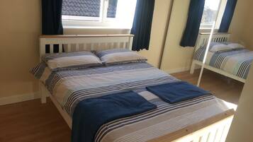 3 bedrooms, iron/ironing board, travel crib, free WiFi