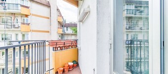 NEW! Stadium & Palazzetto Apartment x5!