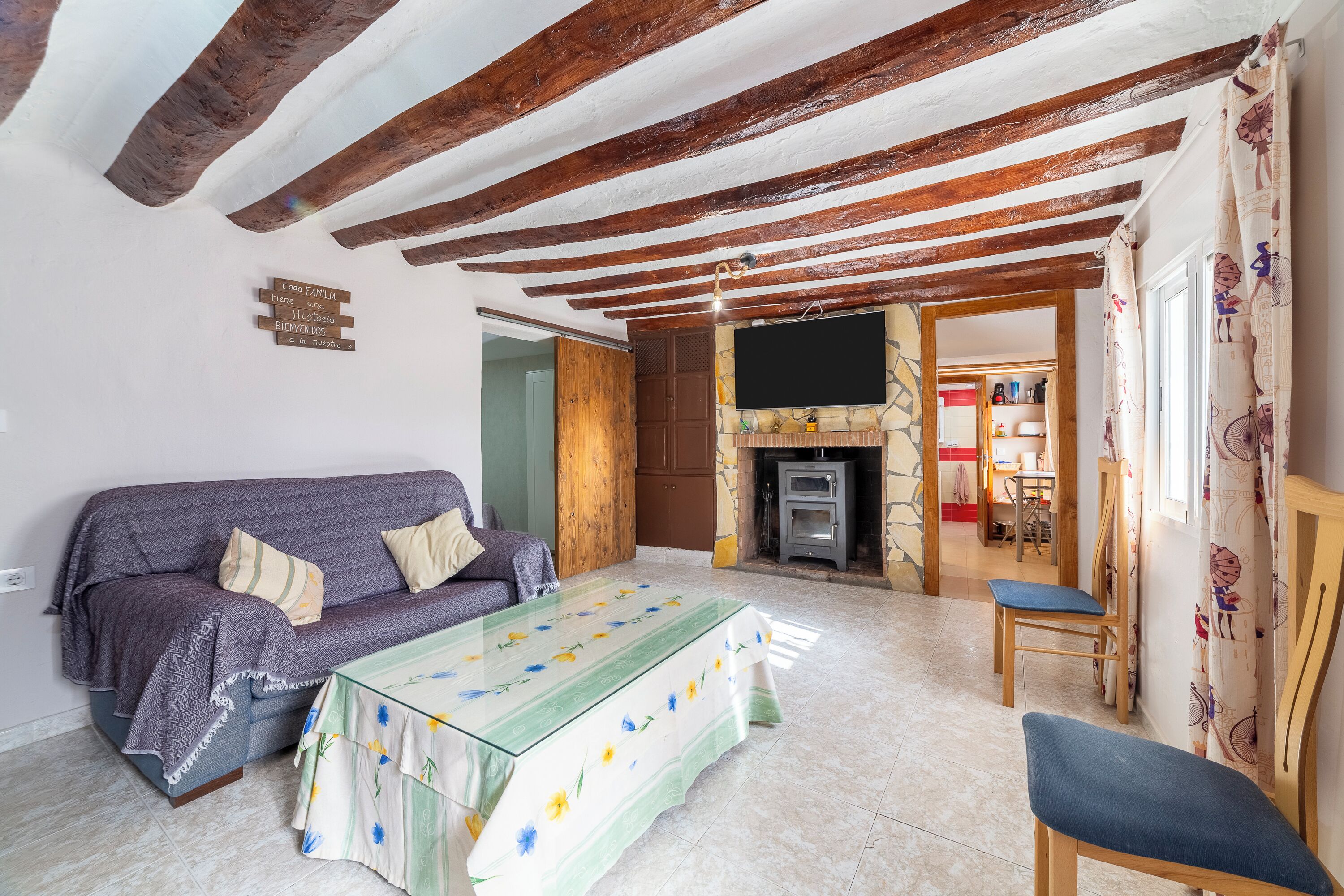 TV, fireplace, stereo