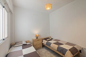2 Schlafzimmer, Bügeleisen/Bügelbrett, kostenloses WLAN, Bettwäsche