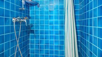 Doccia, asciugacapelli, asciugamani