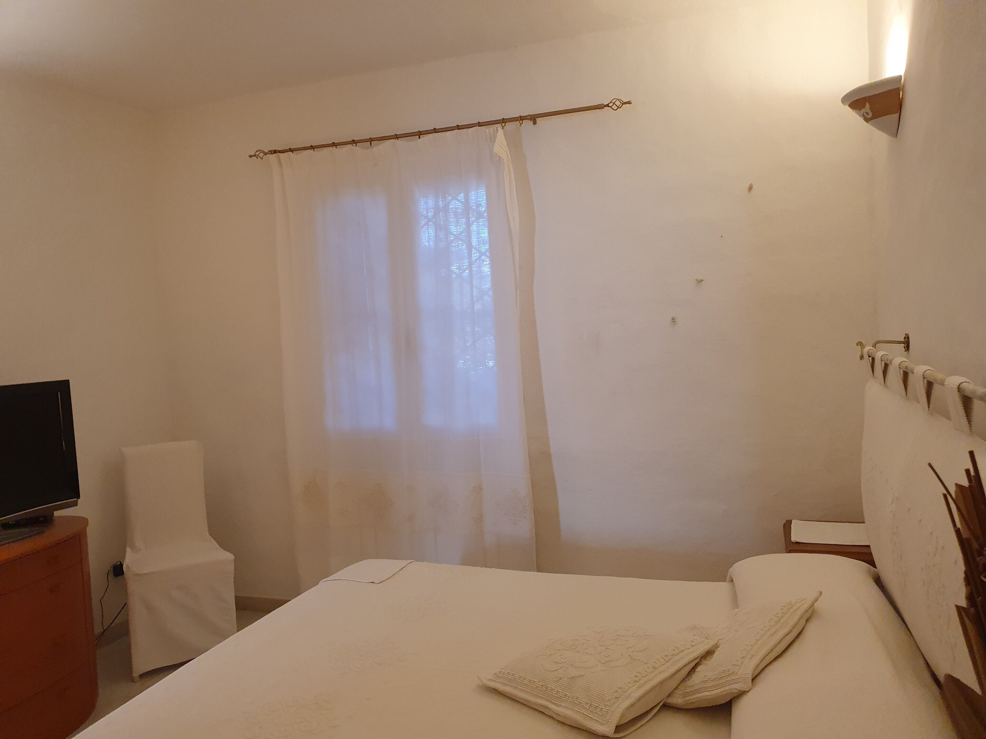 2 dormitorios, tabla de planchar con plancha, wifi gratis y ropa de cama