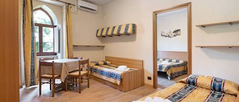 1 bedroom, free WiFi, bed sheets