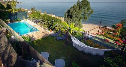 Villa with Sea View Pool, Sea View, Pool and Garden, Pet-Friendly