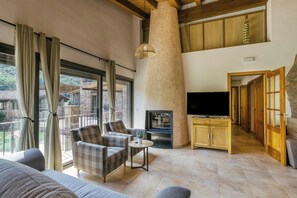 TV, fireplace, table tennis