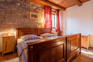 2 chambres, Wi-Fi gratuit, draps fournis