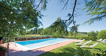 Apartamento 'Vernaccia Country House - Agriturismo' con piscina, jardín y Wi-Fi