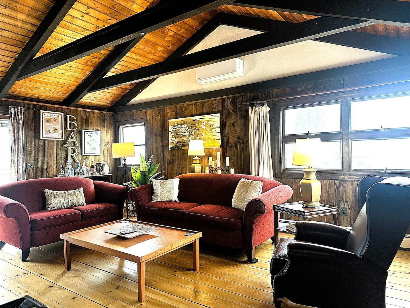 Smart TV, fireplace, books, printers