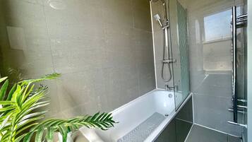 Eco-friendly toiletries, towels