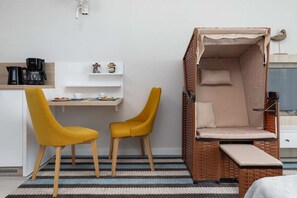 Interior - Bel Mare Międzyzdroje | Stylish Studio for Three People | Parking & Balcony | Mo (Miedzyzdroje)