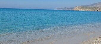 Blue&White: An Absolut Aegean dream house-relax and unwind!