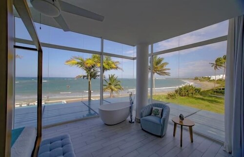 Casa Estefania  Luxury 10BR Oceanfront Villa