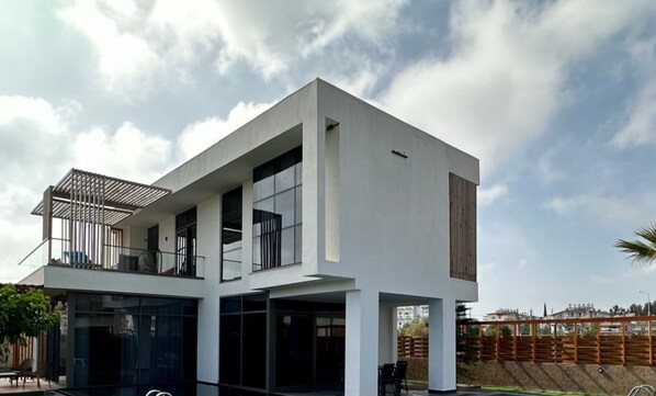 Casa Diva Private Heated Pool | Premium bedding, Select Comfort beds, individually decorated