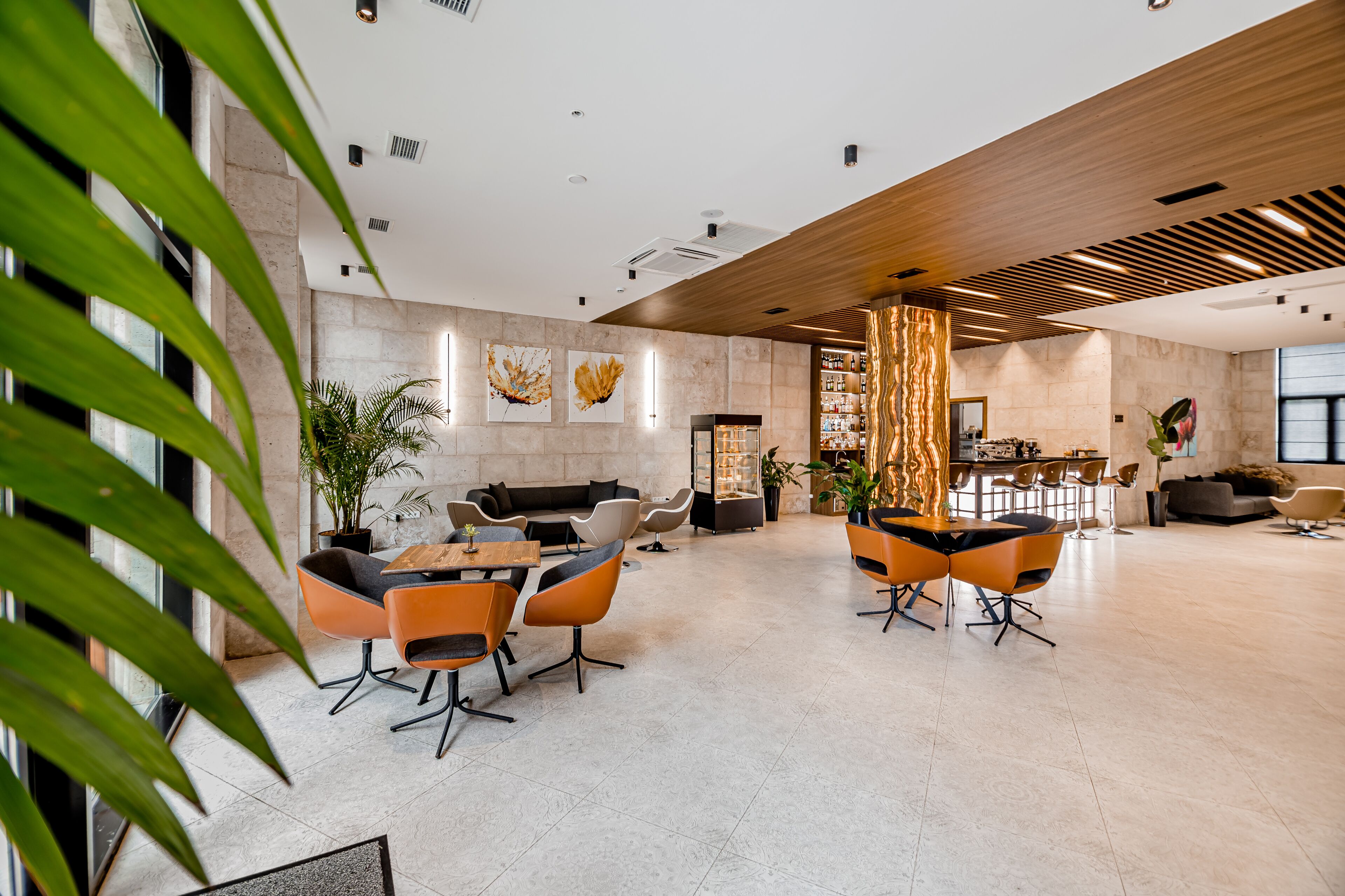 Siddeområde i lobbyen