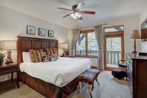 Condo, 2 Bedrooms | 2 bedrooms, iron/ironing board, free WiFi - 2 Br Condo Arrowhead Village , Walking Distance To Lift 2 Bedroom Condo by RedAwning (Edwards)