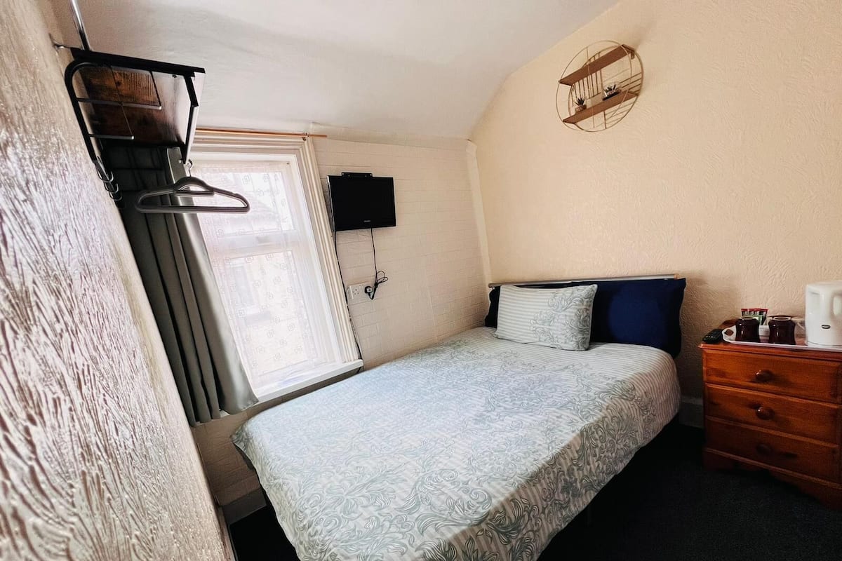 Basic-Doppelzimmer, 1 Doppelbett | Wohnbereich