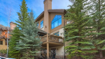 Townhome, 4 Bedrooms | Exterior