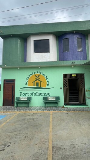 Façade de lâhĂ©bergement