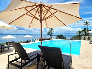 Outdoor pool - Perfect Paradise, Oceanview Samana #PRIVATEBEACH#OCEANVIEW#PARKING#STARLINK#AC (Samana)