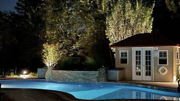 Piscine extérieure, piscine chauffée